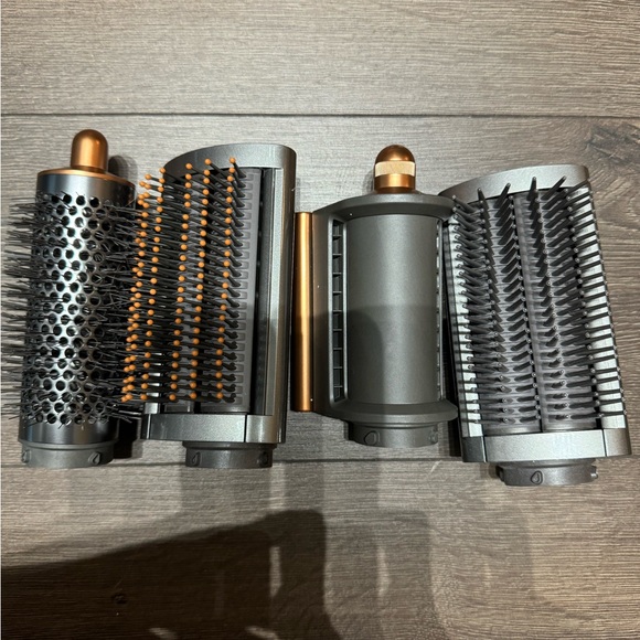 Dyson Airwrap Long - Picture 3 of 5